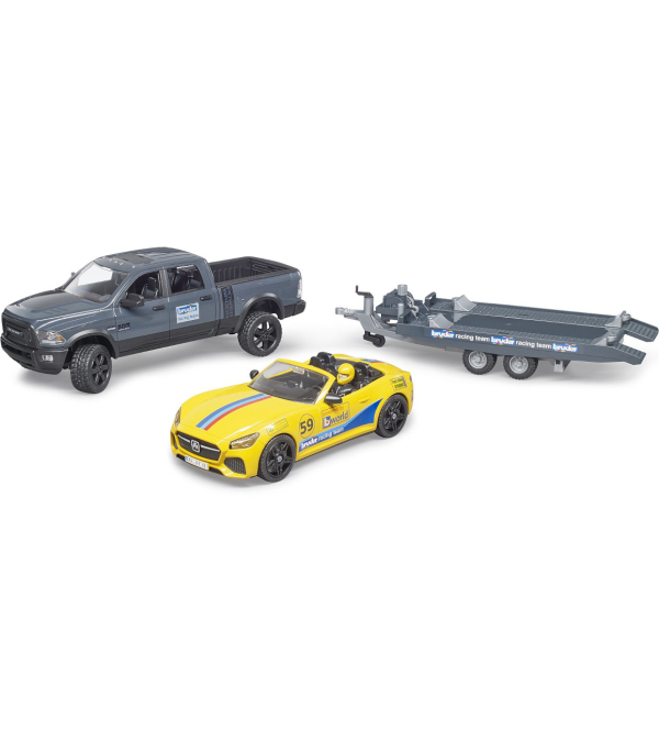 Levně Bruder Terénní auto RAM se sportovním vozem a figurkou