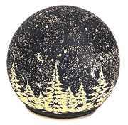 Svítící skleněná koule s motivem krajiny – tmavě šedá, o 12 cm, teplá bílá, 10 LED, časovač